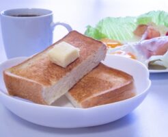 ダイエット中に食パンが食べたい方へ【カロリーや糖質と注意点】
